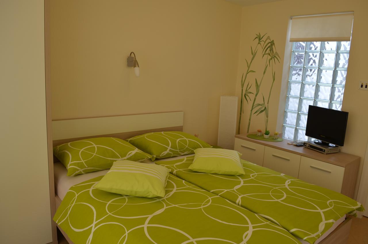 Apartments Mihalic I บัชกา ภายนอก รูปภาพ