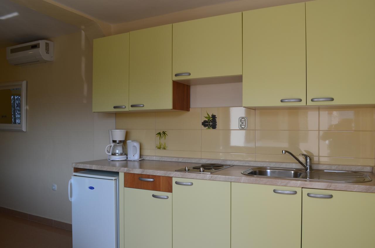 Apartments Mihalic I บัชกา ภายนอก รูปภาพ